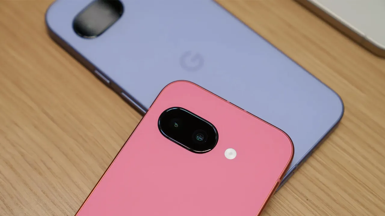 Google Pixel 9a, iPhone 16e rakibi olarak piyasaya çıktı. Hem iddialı hem daha ucuz