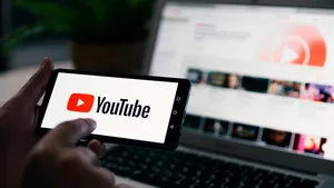 iPhone, televizyonlar ve bilgisayarları etkiliyordu. YouTube, dünya çapındaki sorunu çözdü